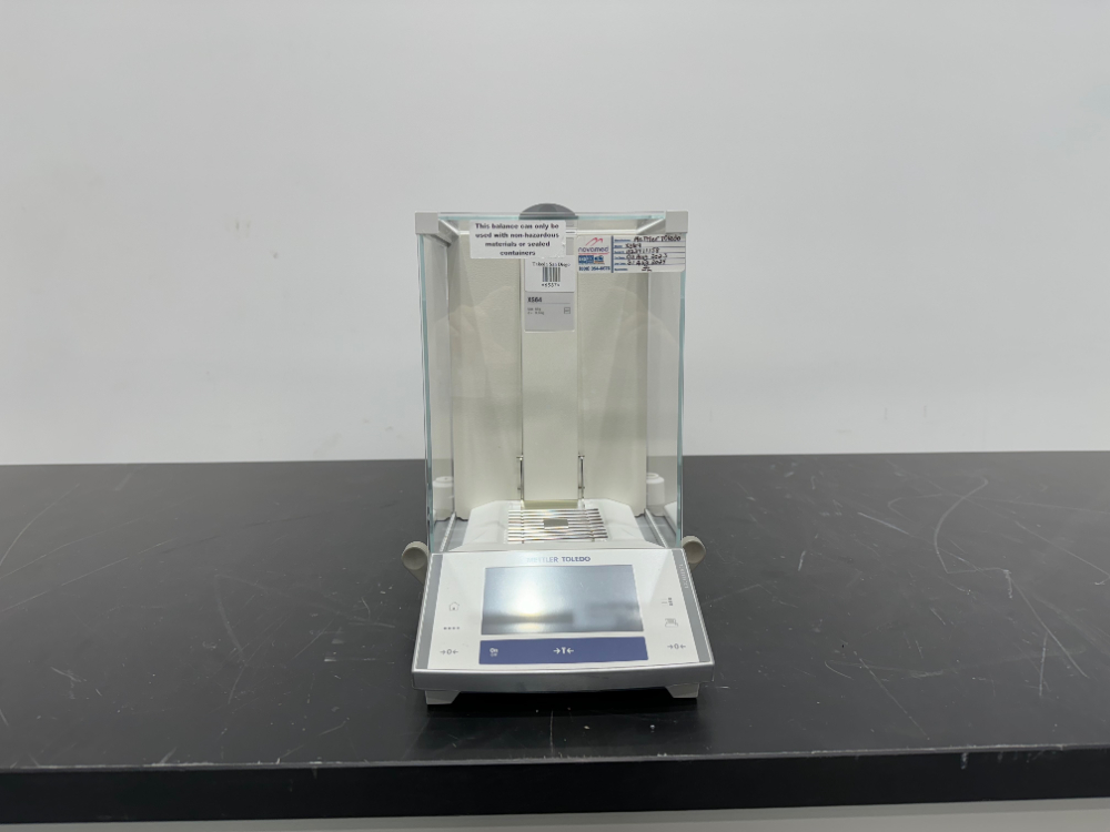 Image of Mettler Toledo XS64 Analytical Balance